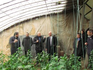 以色列驻华大使一行考察海泽拉（寿光）试验、示范农场